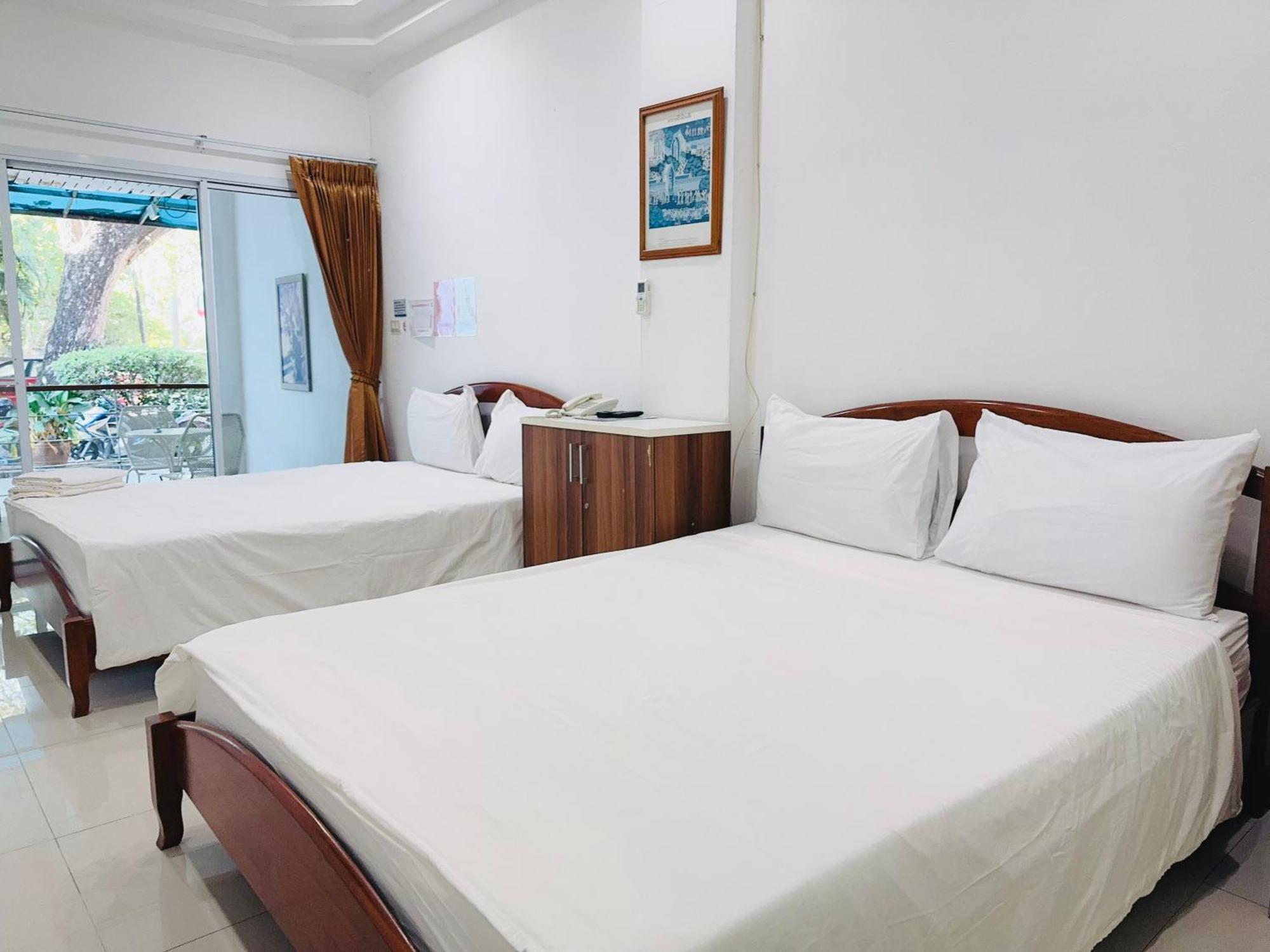 Baan Suan Khun Ta And Golf Resort Ubon Ratchathani Extérieur photo