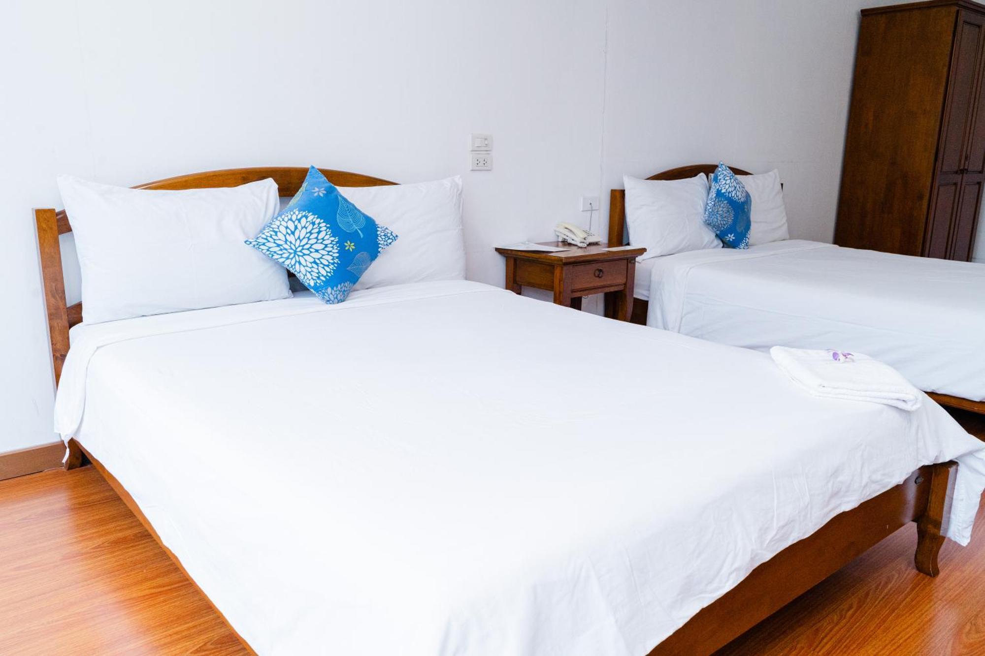 Baan Suan Khun Ta And Golf Resort Ubon Ratchathani Extérieur photo