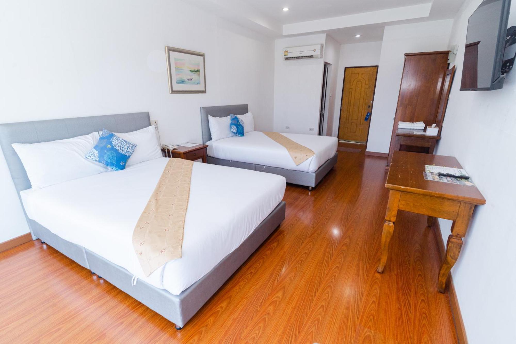 Baan Suan Khun Ta And Golf Resort Ubon Ratchathani Extérieur photo