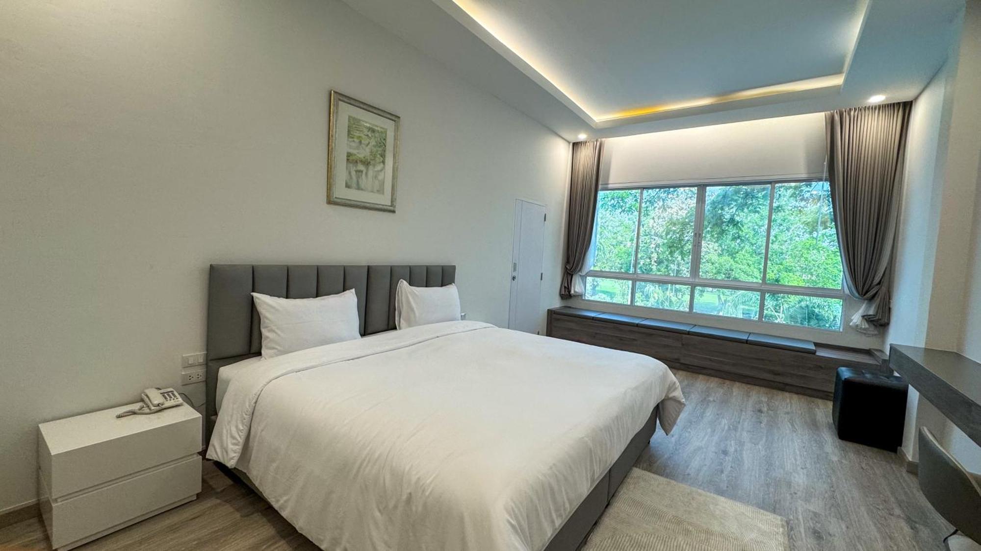 Baan Suan Khun Ta And Golf Resort Ubon Ratchathani Extérieur photo