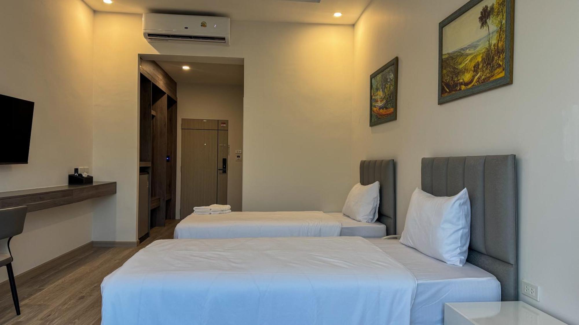 Baan Suan Khun Ta And Golf Resort Ubon Ratchathani Extérieur photo