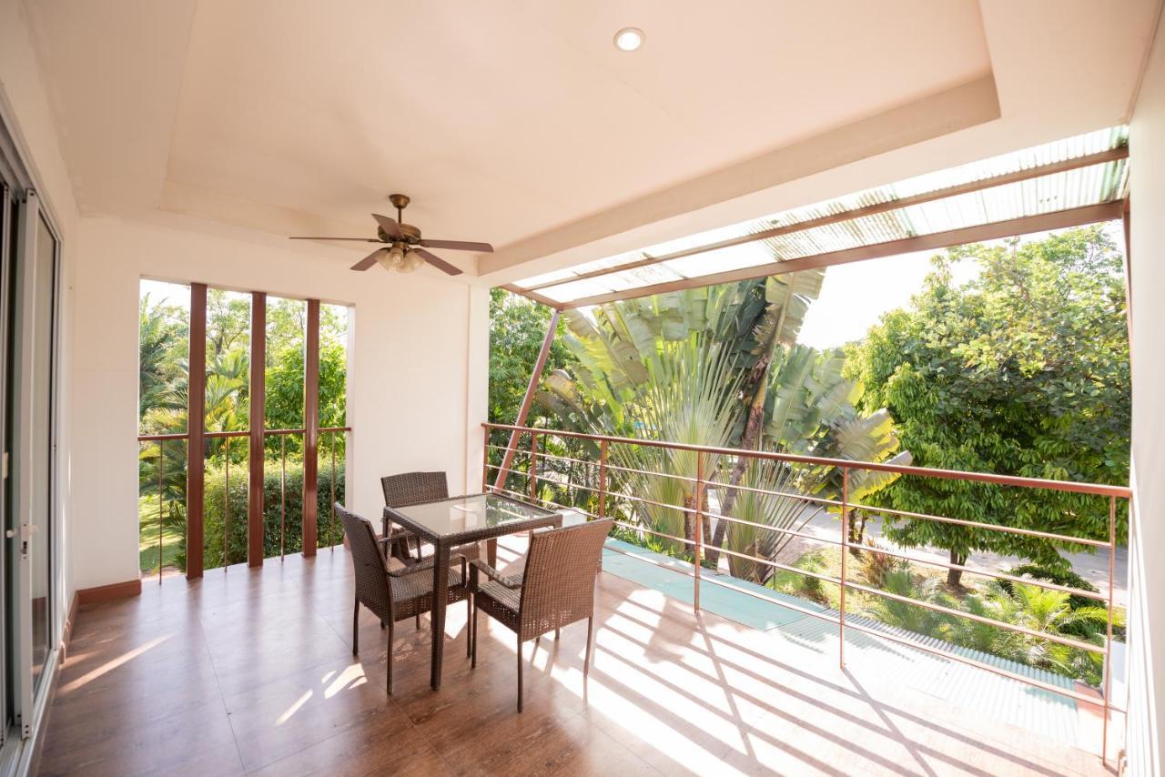 Baan Suan Khun Ta And Golf Resort Ubon Ratchathani Extérieur photo